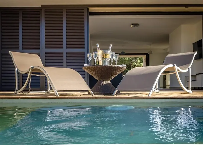 Manon Villa Monticello